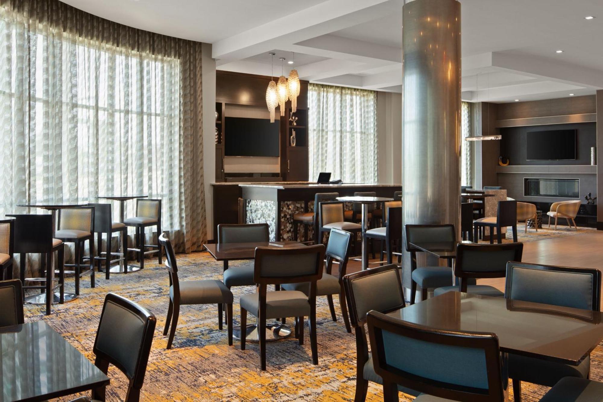 Towneplace Suites By Marriott Boston Logan Airport/Челсі Екстер'єр фото