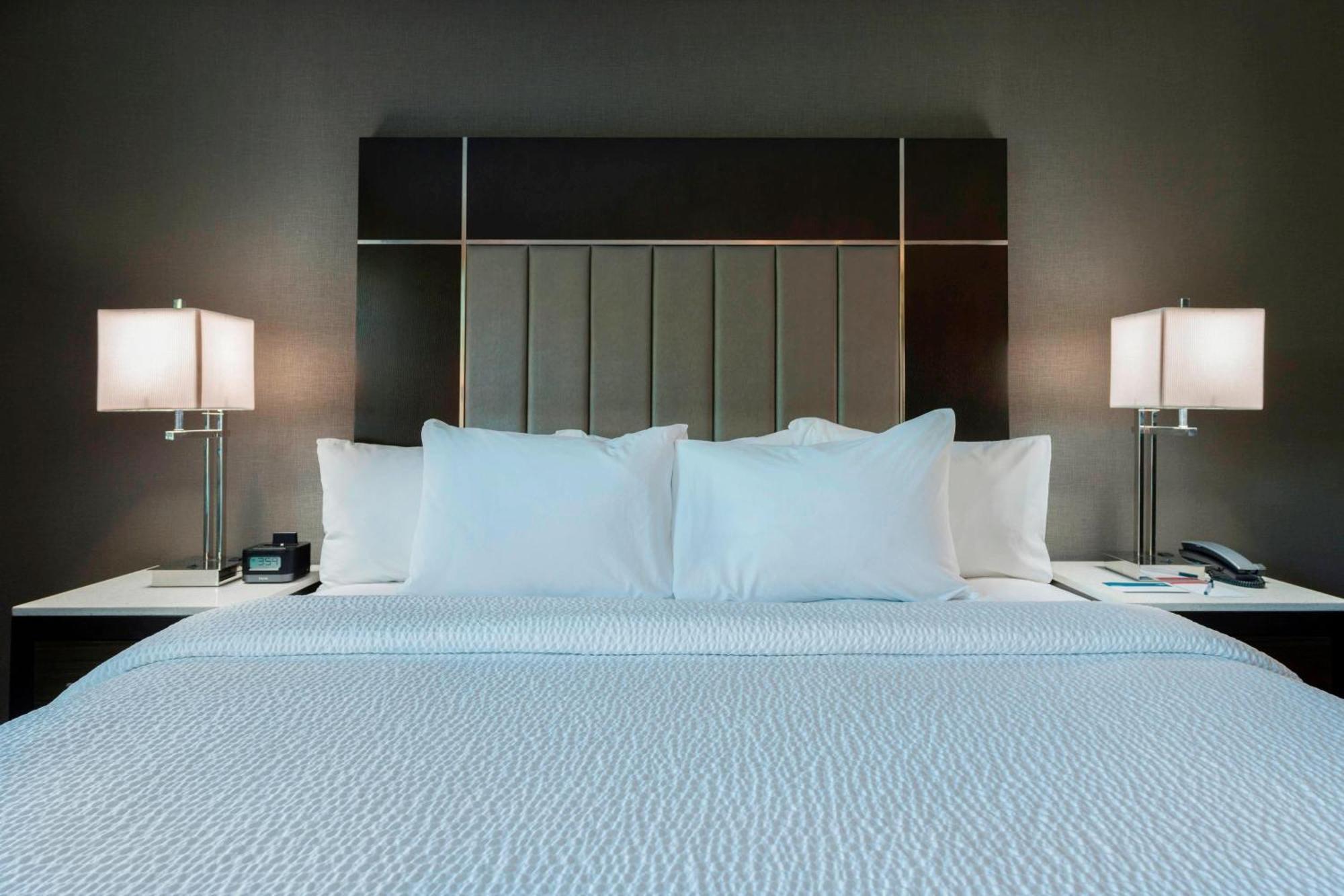 Towneplace Suites By Marriott Boston Logan Airport/Челсі Екстер'єр фото